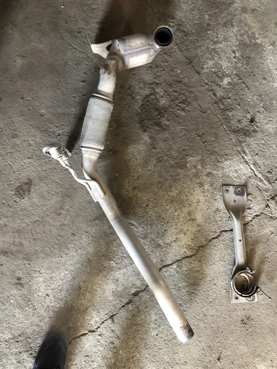 DOWN PIPE