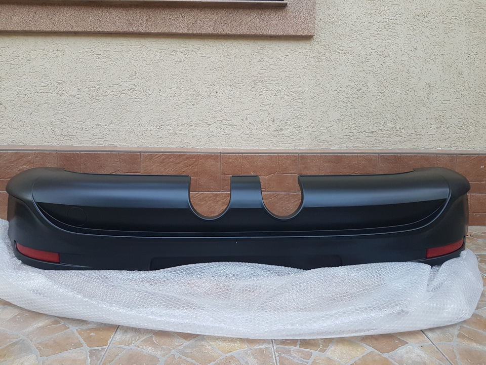 R32 Rear Bumper 5