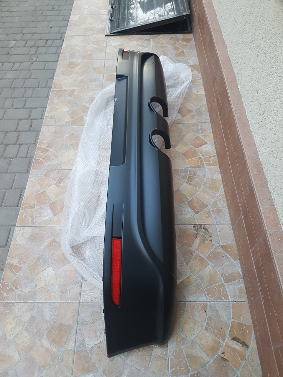 R32 Rear Bumper 3