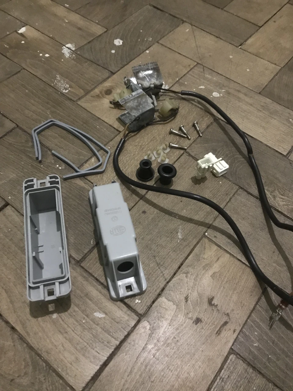Hella white front small bumper light Golf/Jetta 2 (Білі Хелла поворотники у передній вузький бампер Гольф/Джетта 2)