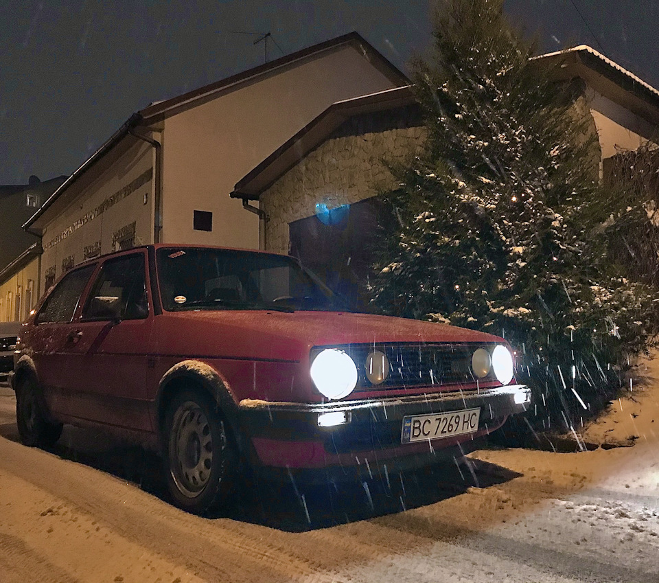 З наступаючим Новим Роком! 🚗🎄 1