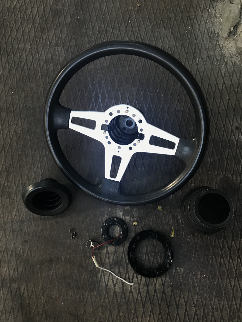 Steering wheel Golf mk1 GTI (Руль, Гольф мк1 Гті) 1