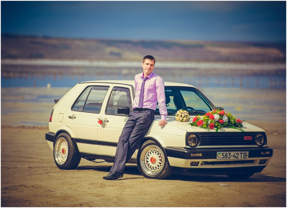 Just Married & VW Golf GTD 2