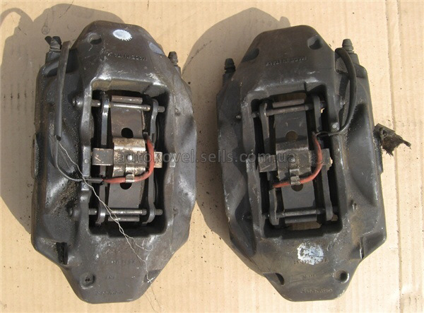Супорта Brembo 4 поршня 2