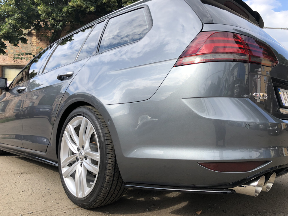 Спойлерки заднього бампера Maxton tuning 1