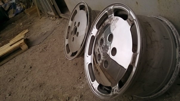 Porsche 928 Gullideckel 16x8 один готовий)) 1