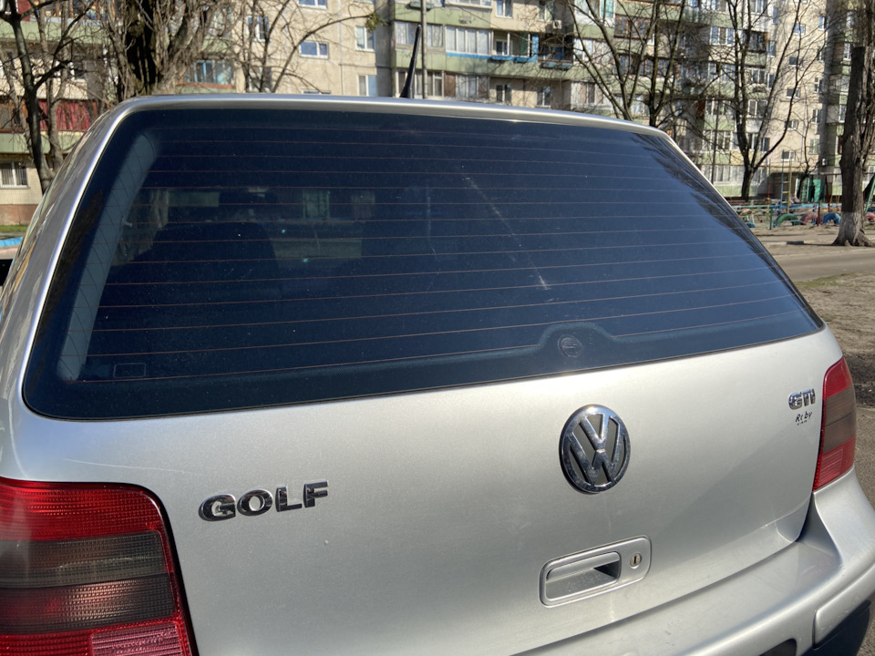 5. Заглушка заднього двірника від Right Rides 2