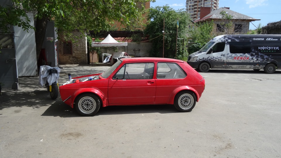 Гольф 1. 1