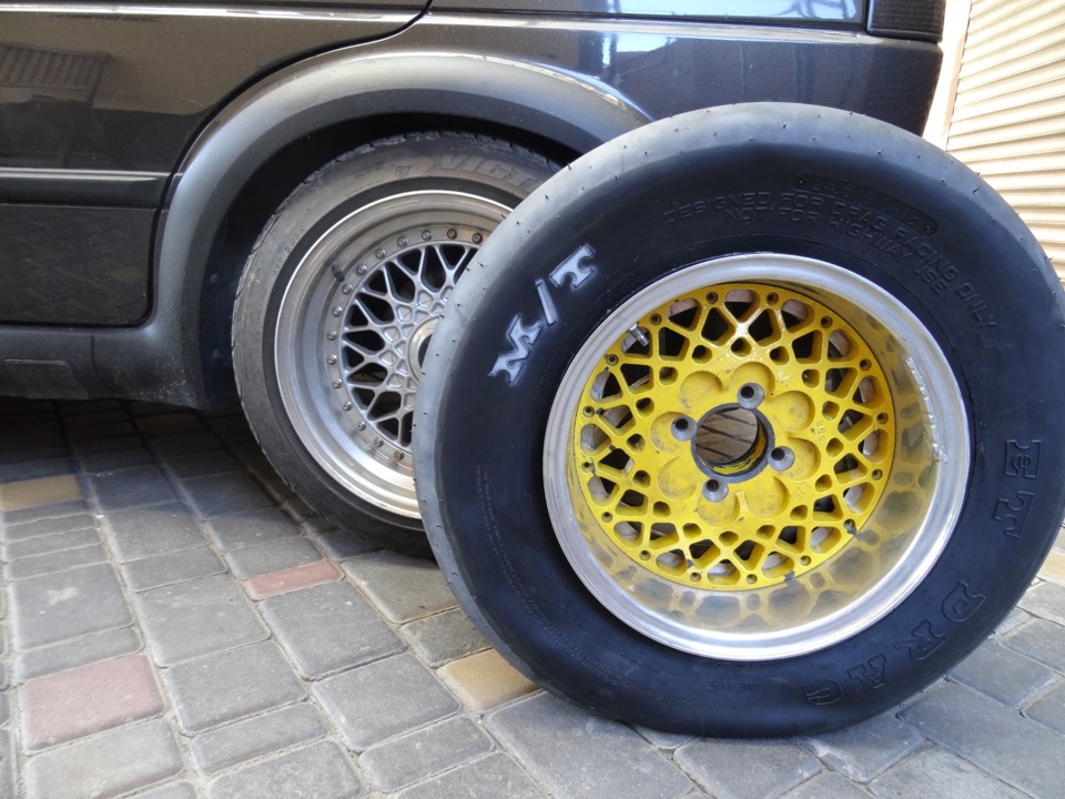 Mickey Thompson ET DRAG. 2