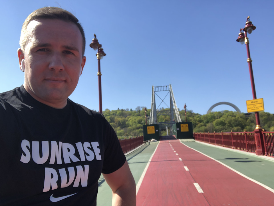 Спорту бути! Досить їсти сміття. Заправляйте себе найкращим що їсти і не їжте зайвого;) 4