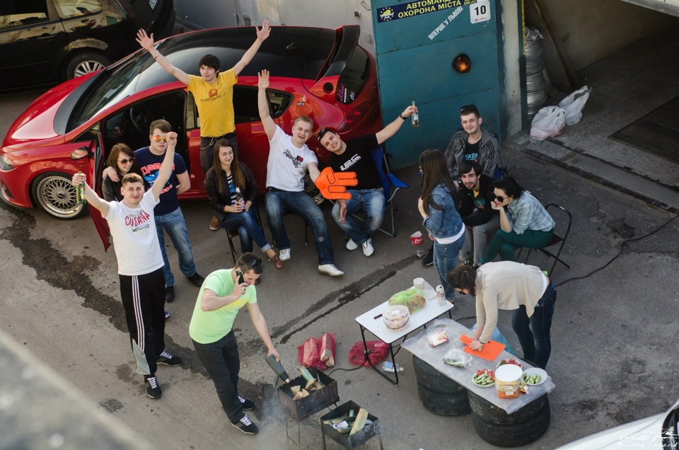 garage party) 4