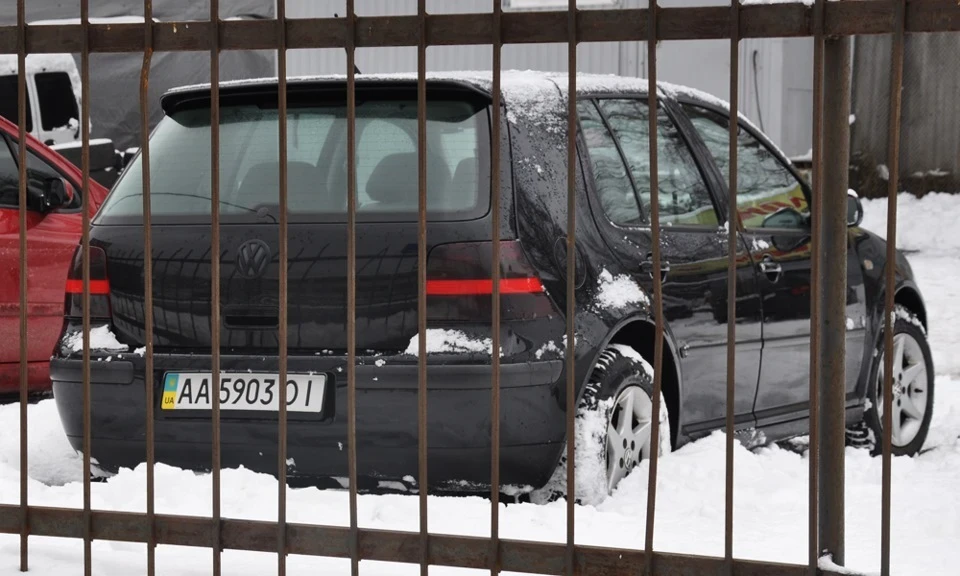 ОЕМ ліхтарі Hella Black. Повернення до джерел