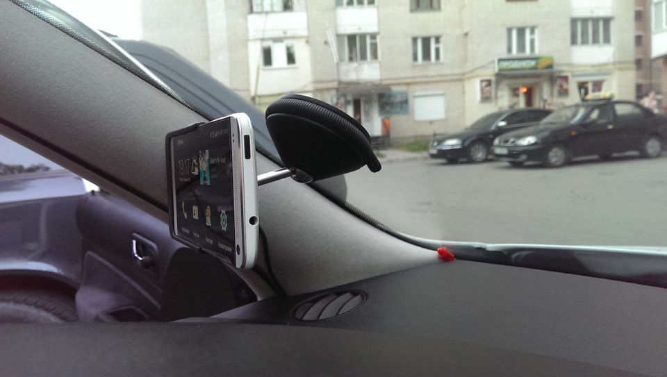 Оригінальний утримувач HTC One 2