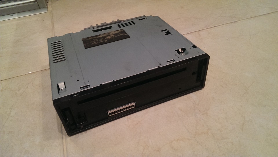 Продам магнітолу JVC KD G-647 5
