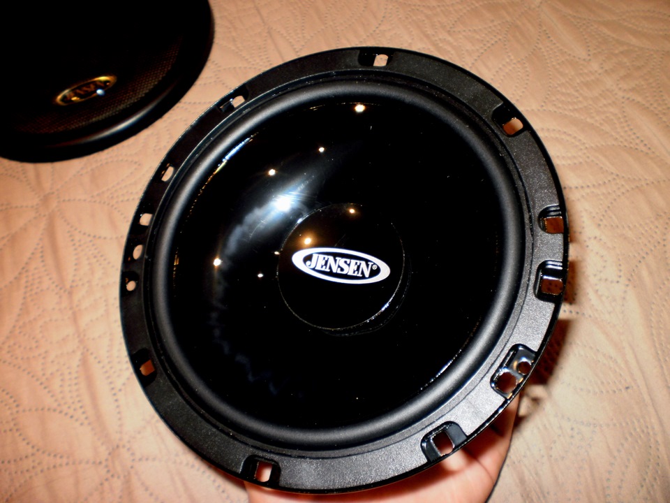 Новий фронт - компонентна Jensen JRX-650 4