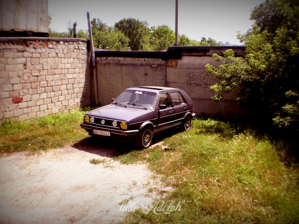 Фарбування гальм Golf MK2 1