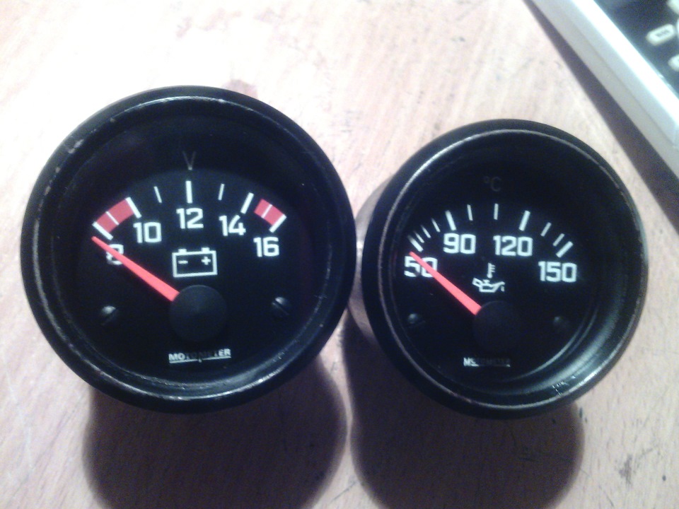 допи MotoMeter 1