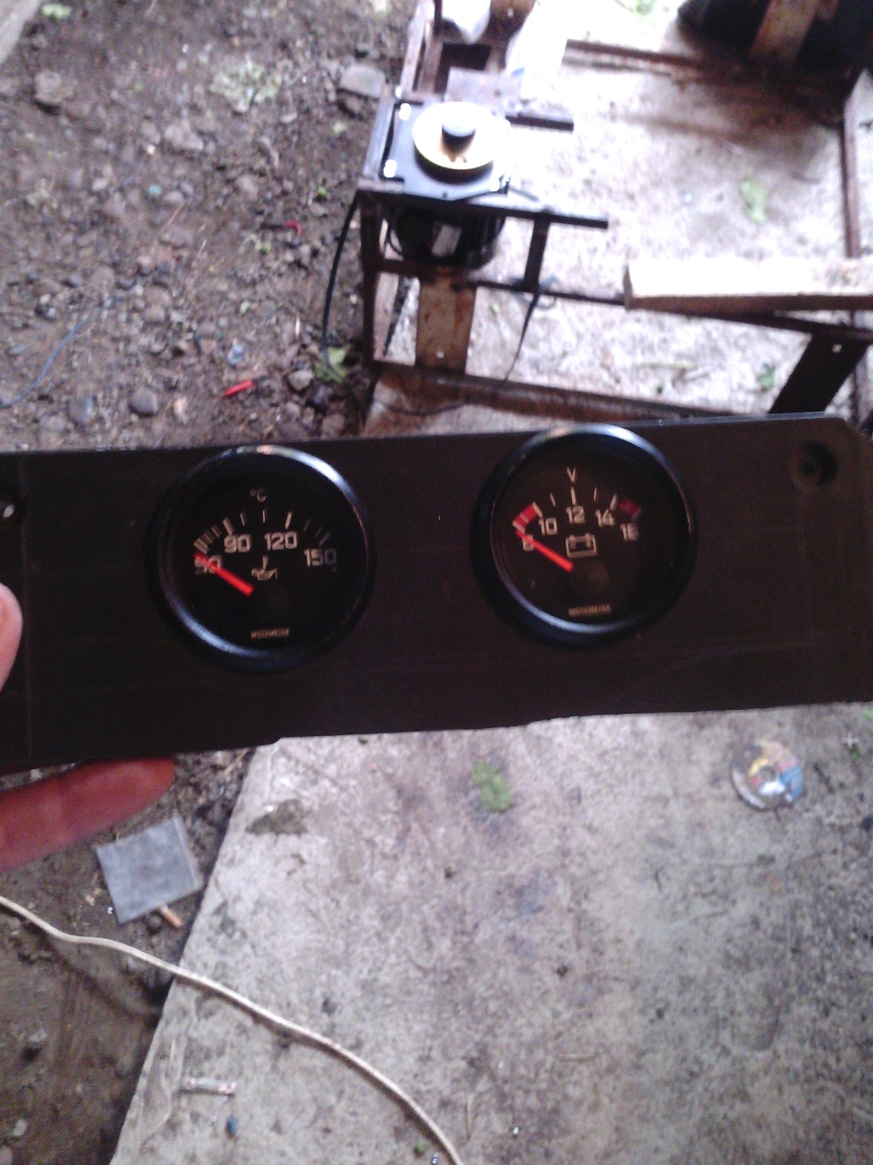 допи MotoMeter 2