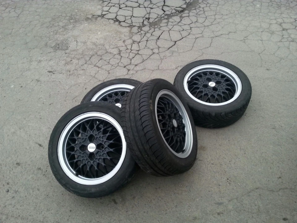 BBS=)