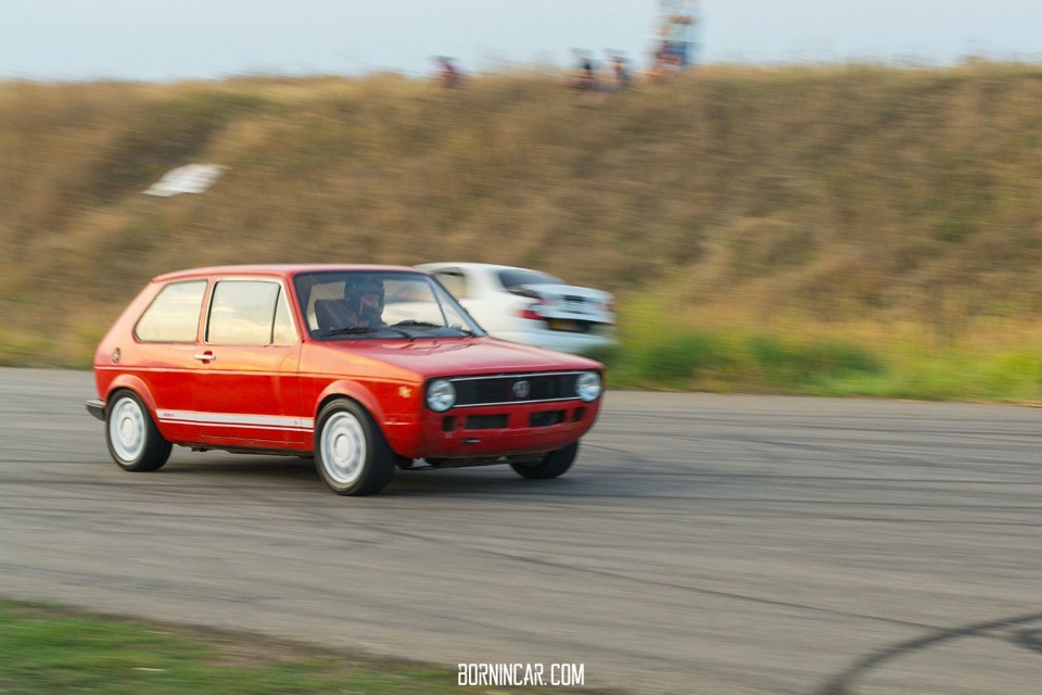 GTI як би натякає 3