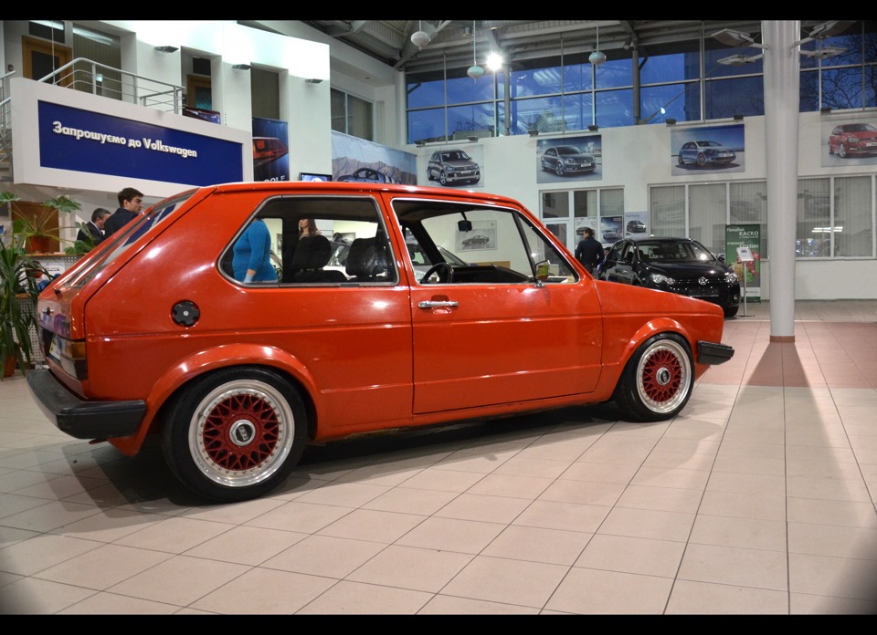 І старі, і молоді - сім'я VW Golf Mk 1-7 1