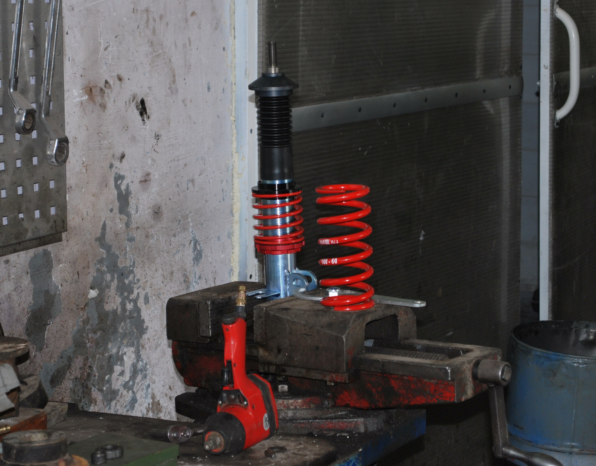Заниження. Низькі та дуже низькі H&R Coilovers 3