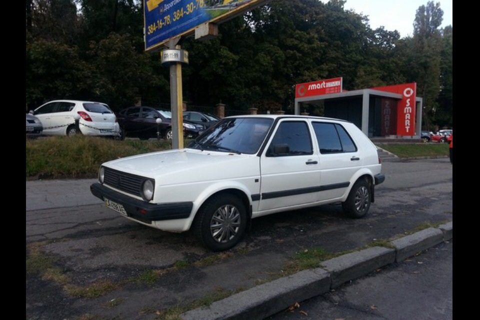 І ось Golf mk2 в моїх руках))) 1