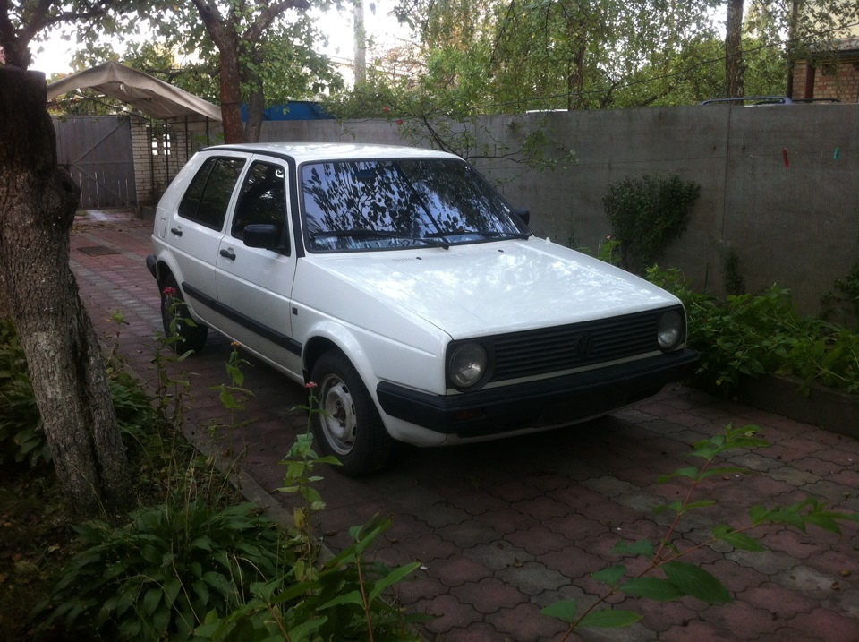 І ось Golf mk2 в моїх руках))) 2