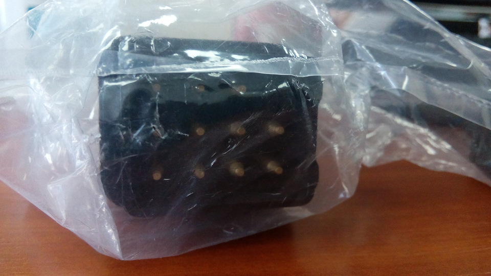 Aliexpress #3 + #4 - KKL VAG COM 409.1 (FTDI chip) + перехідник на Renault 12 pin 3