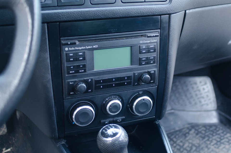RNS MCD + 6CD Changer 1