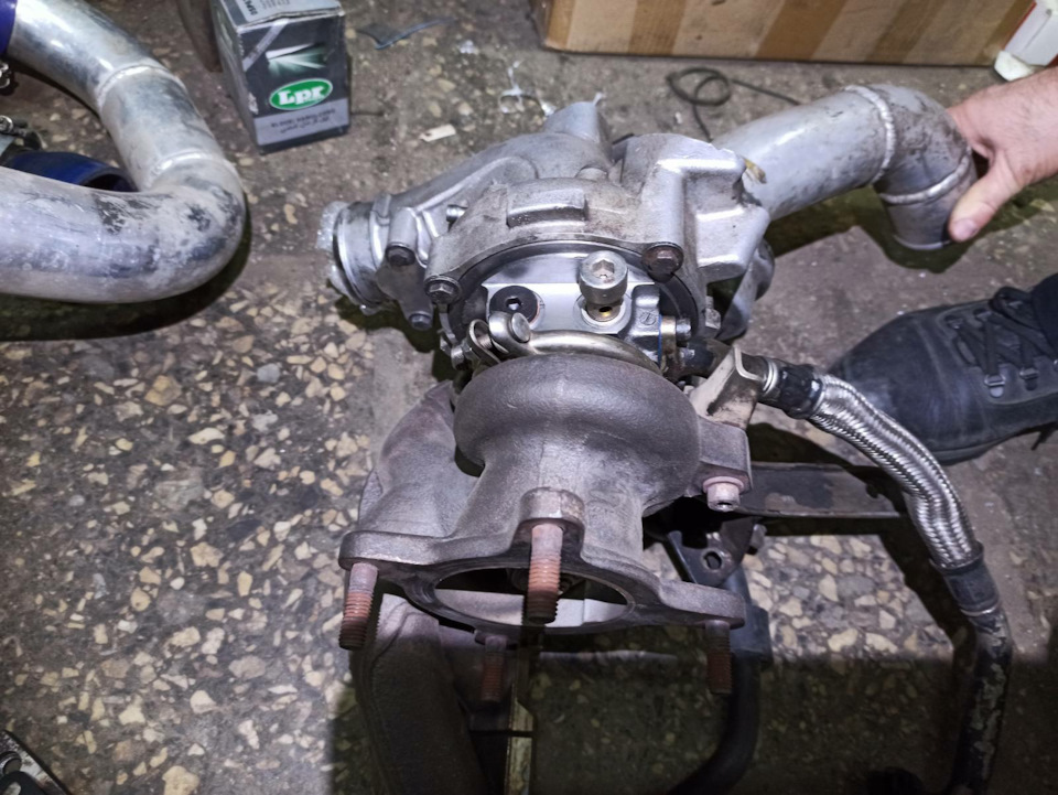K04-064 BorgWarner 1