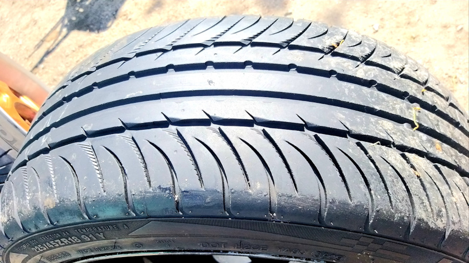 Гума Kumho Ecsta 225/45 R18 5