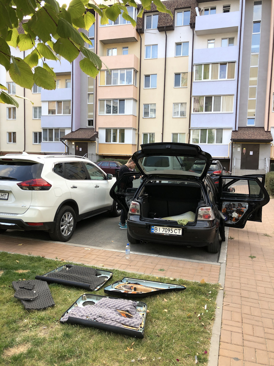 Шумоізоляція дверей у GOLF 4. 1