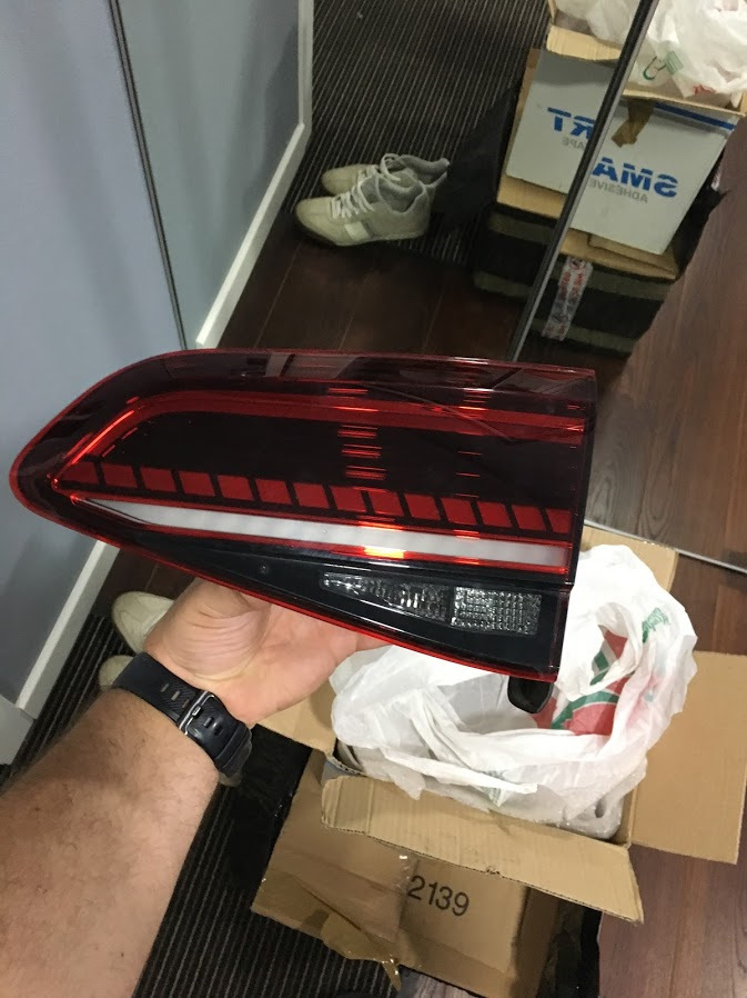 Встановлення Led Dynamic задніх ліхтарів 1