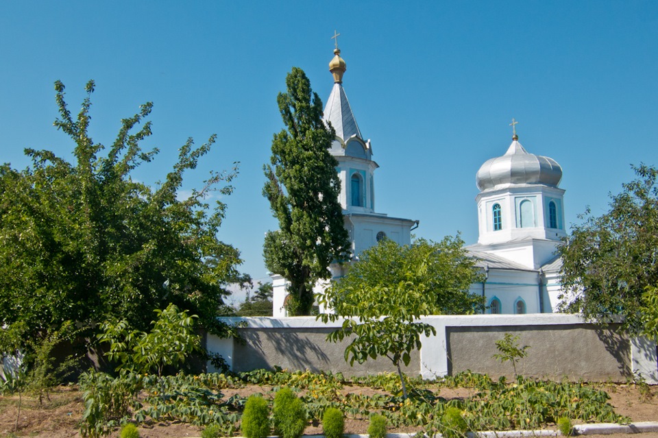 Невідоме Шабо. Свято-Микільський храм. Дача винороба Андре Анзельма. 1