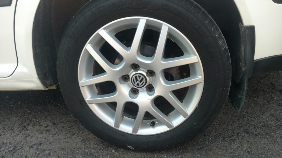 Нова гума Dunlop Sport Bluresponse 205\55 R16 1