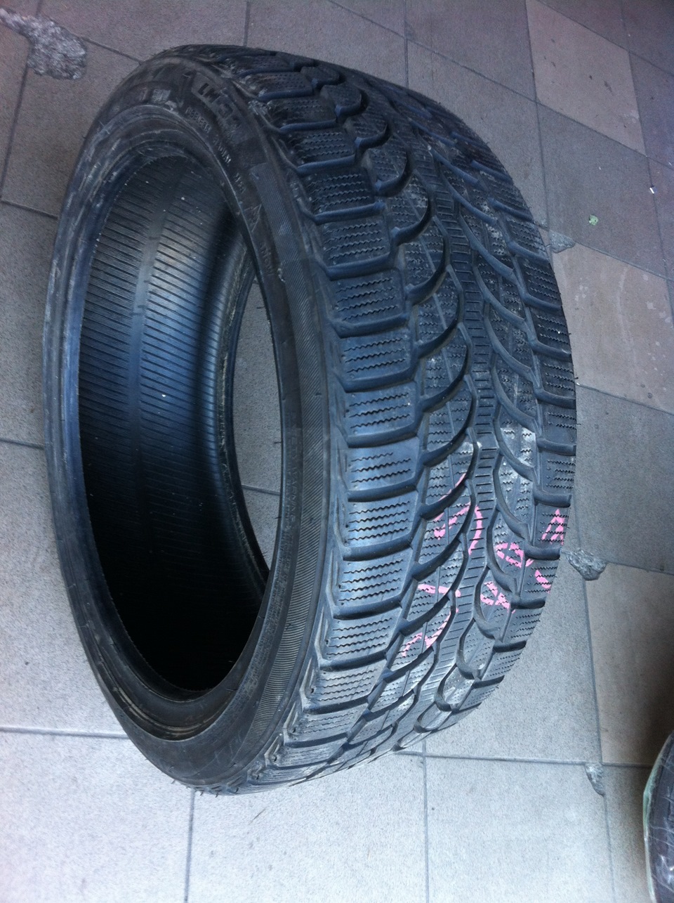 Зимове взуття. Bridgestone 2