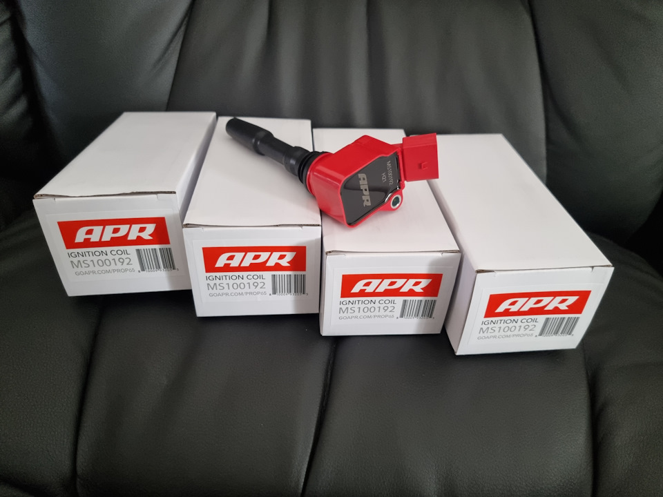 Котушки запалювання APR та свічки Audi RS7 2