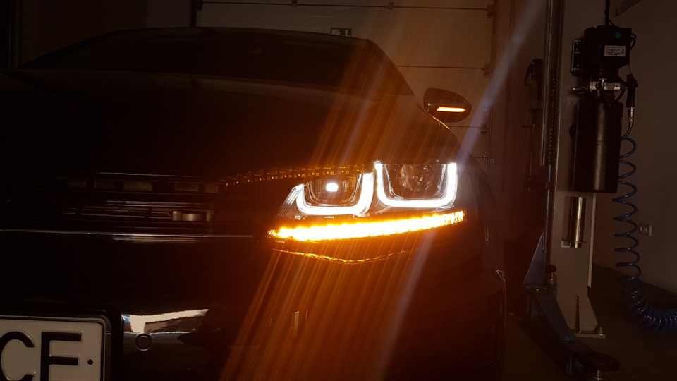 Передні фари golf 7 R 5