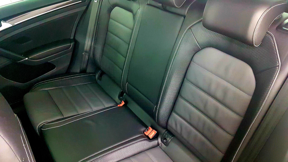 Салон Nappa Carbon Optic golf R 5