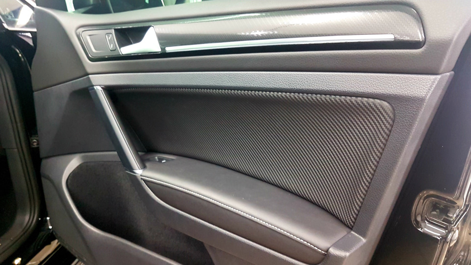 Салон Nappa Carbon Optic golf R 3