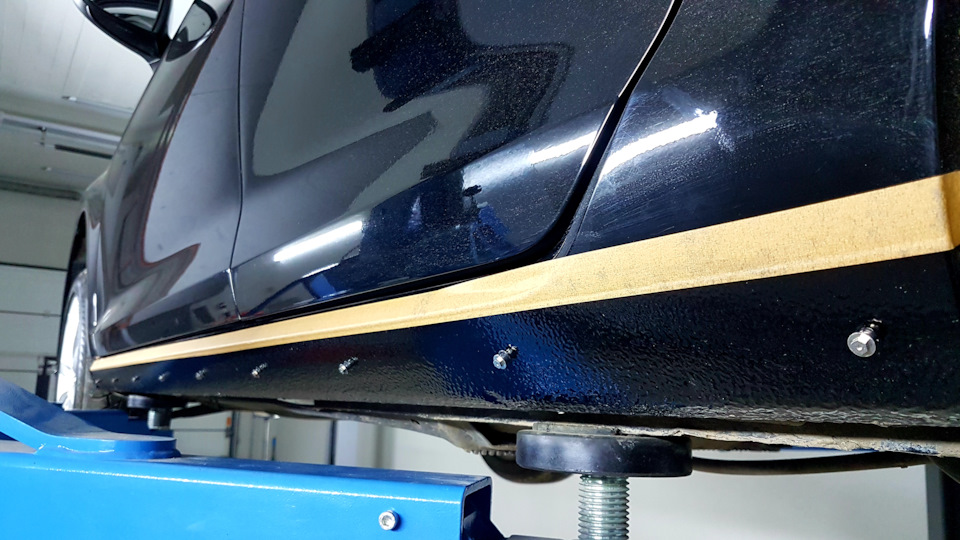 Встановлення порогів golf R mk7 5