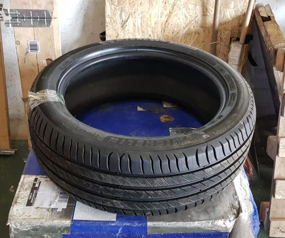 #28 Літні шини Michelin Primacy 4 225/45 R17