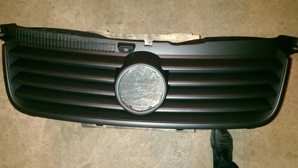 решітка радіатора passat B5 + plasti dip 4