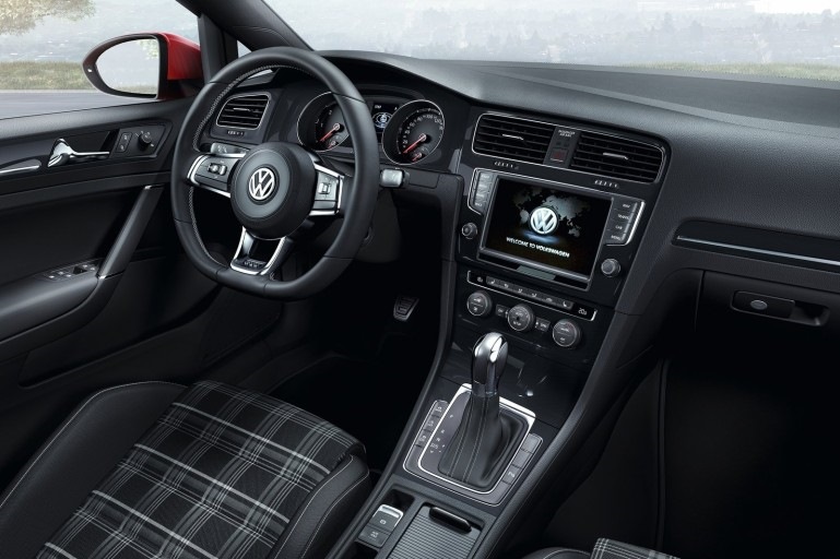 Volkswagen Golf GTD Variant 3