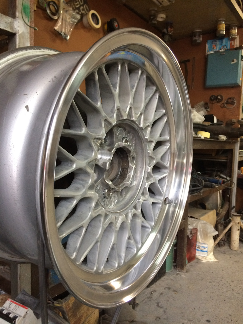 #12 Диски BBS (аля) r16 5*120 на 4*100. Підготовка до LeoCult 2017. ч2. Поліровка. 3