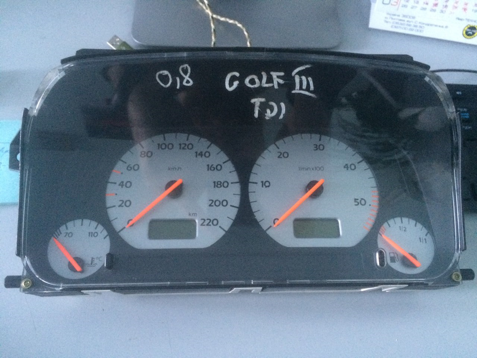 #20 Легкий стайлінг панелі приладів від Golf mk3 2