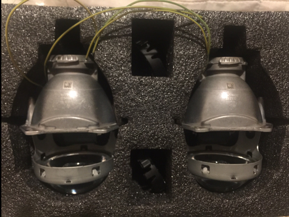 Біксенонові лінзи Hella 3 початок 1