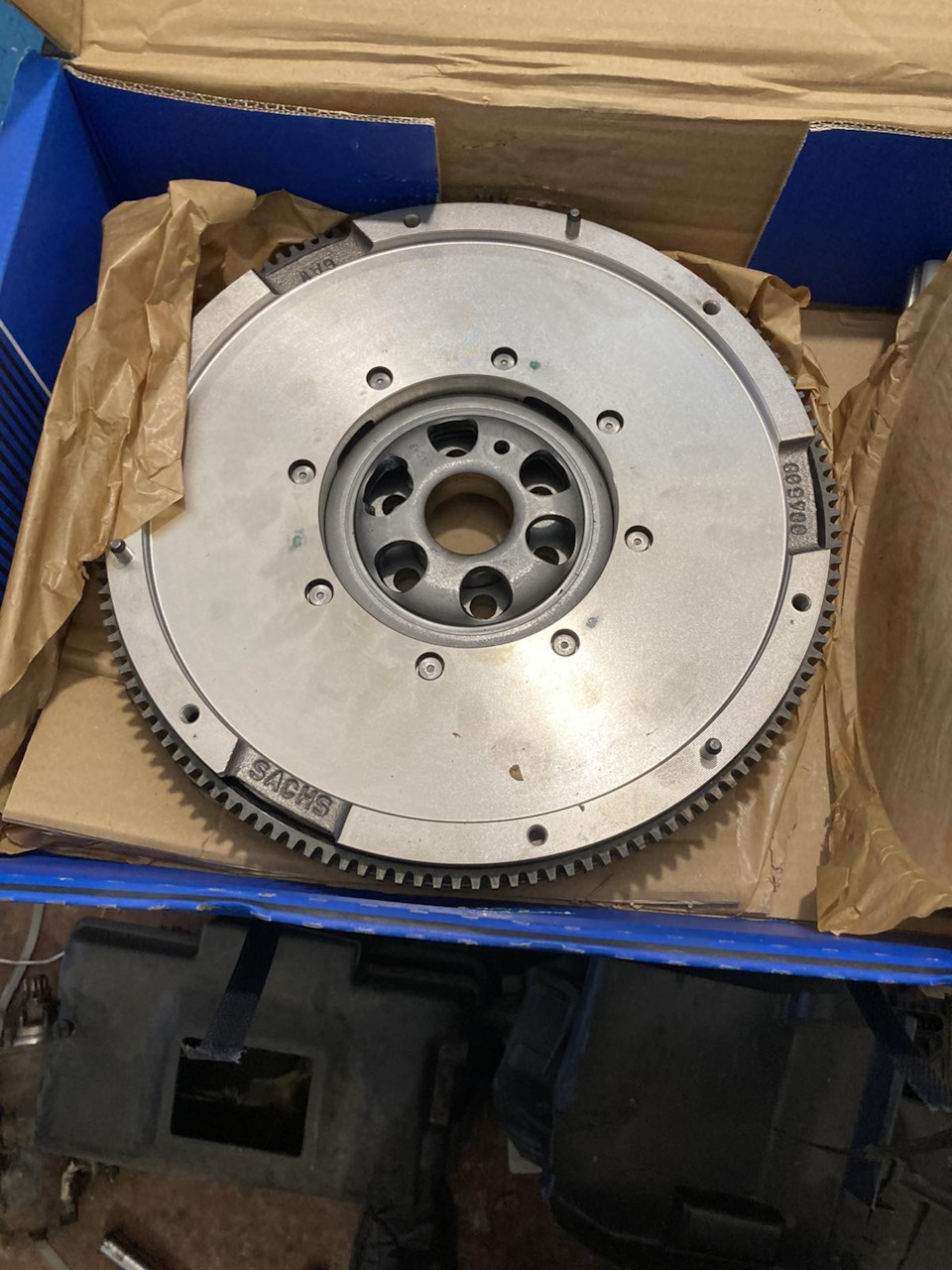 Заміна двомасового зчеплення SACHS 2290601005 4