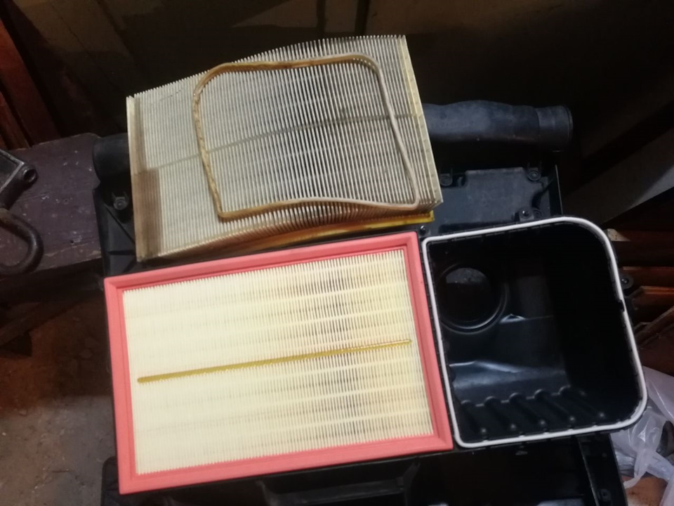 Заміна повітряного фільтра та питання щодо ДЗ 1
